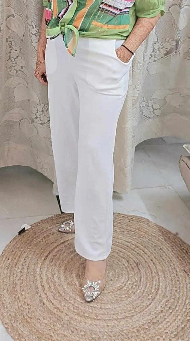 Casual wear pant with pocket