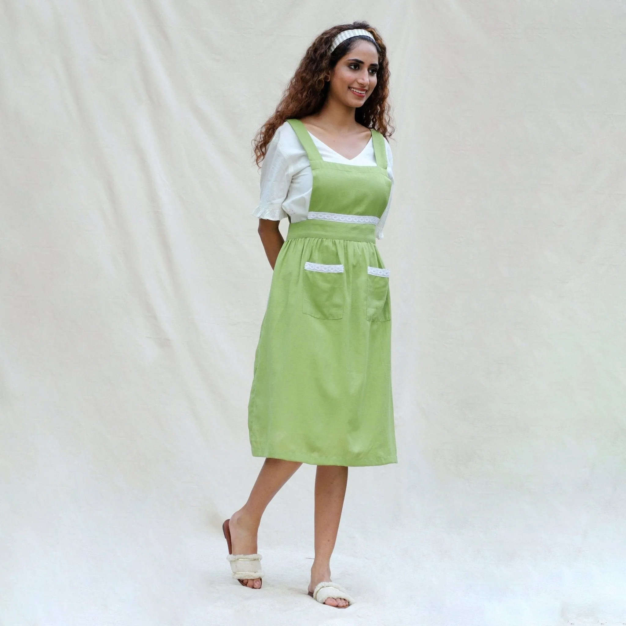 Light Green Cotton Flax Comfort Fit Apron