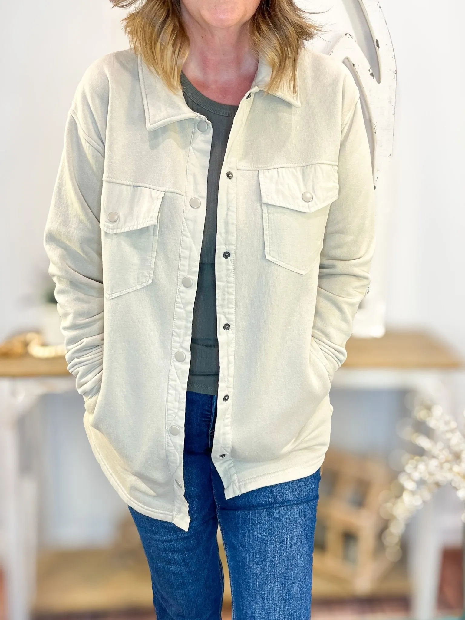 Snap-on Warm Shacket with Pockets - Natural