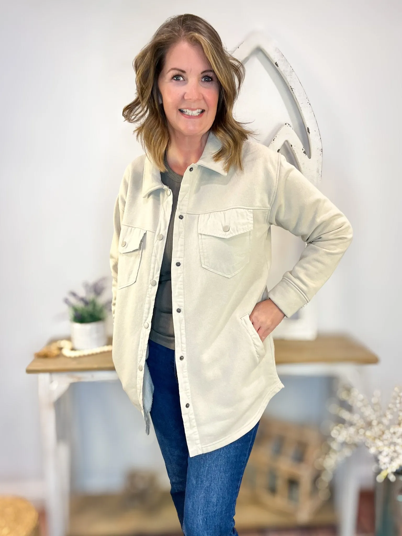 Snap-on Warm Shacket with Pockets - Natural